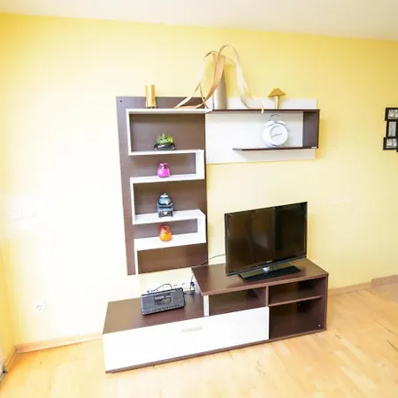 Apartment Miki *