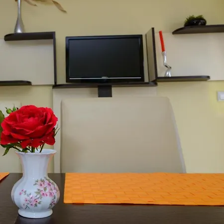 Miki Apartment